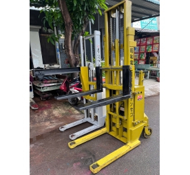 Xe nâng cao điện 650kg cao 2m5 Nhật bãi - xenangtaydien