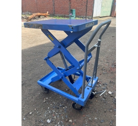 Xe nâng mặt bàn nhỏ gọn tải 500kg hiệu OPK Nhật bãi